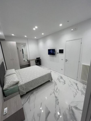 Alba White Rome
